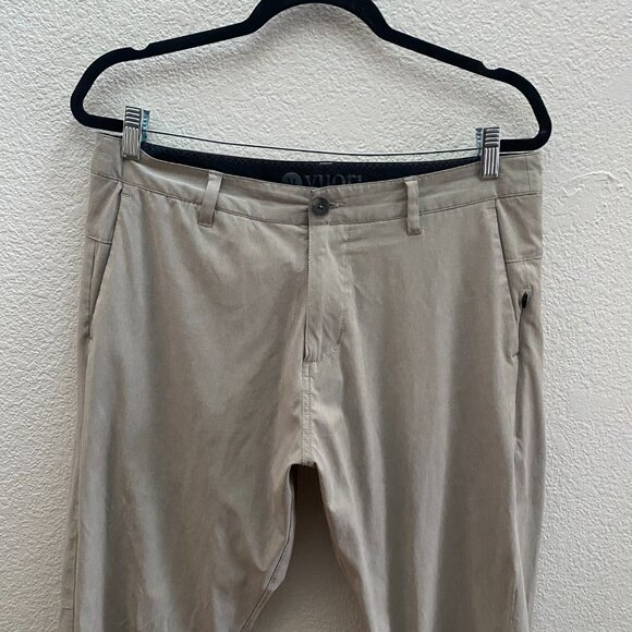 Vuori Aim Pant Pants 32 Inch Inseam Men's 33 / 34 Khaki Gray Color Golf Casual - Picture 3 of 7